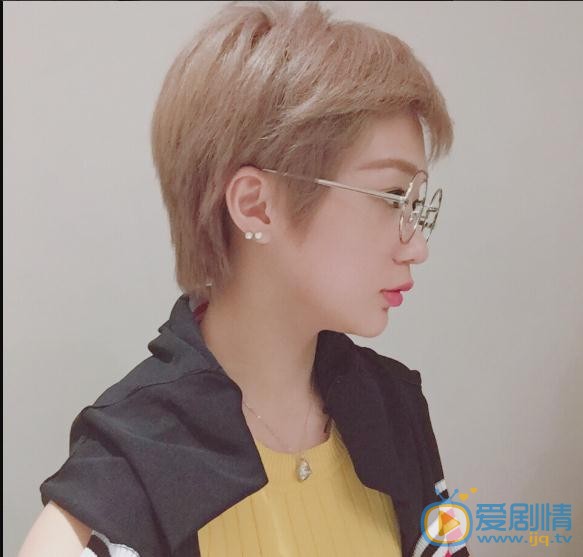 陈诗敏俏丽写真 陈诗敏高清写真_陈诗敏高清剧照
