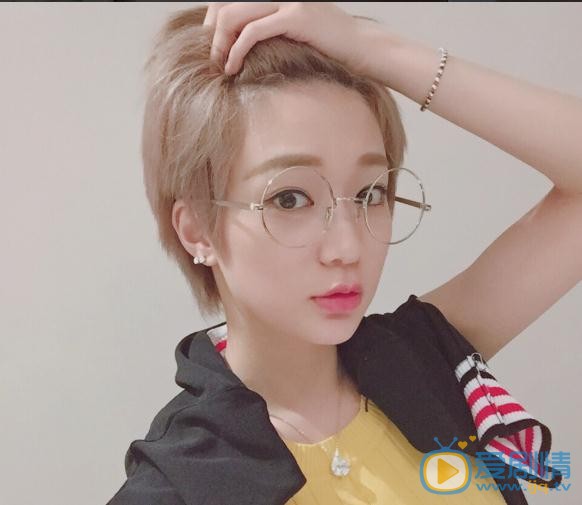 陈诗敏俏丽写真 陈诗敏高清写真_陈诗敏高清剧照