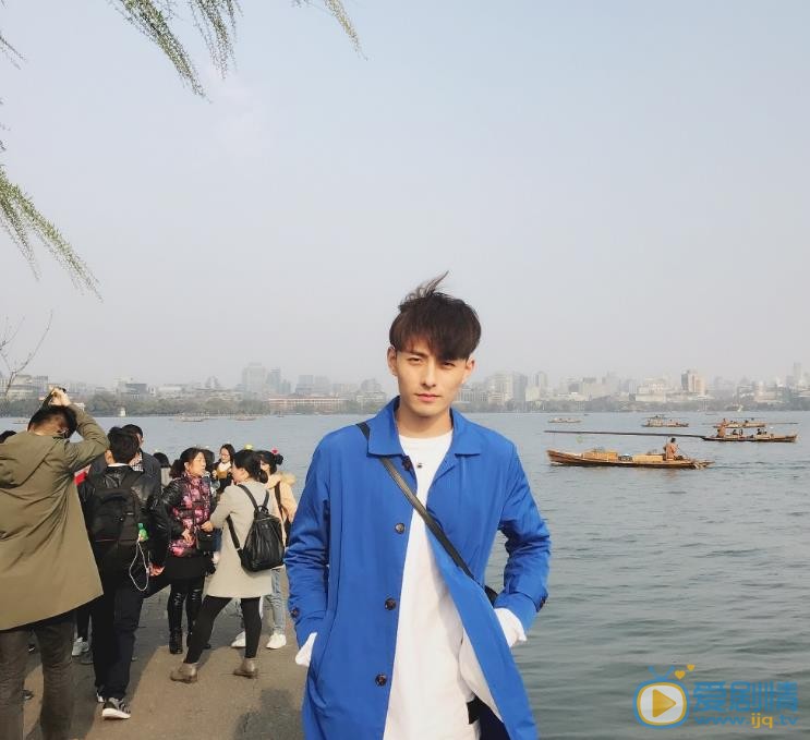 李豪旅行大片 李豪高清写真_李豪高清剧照