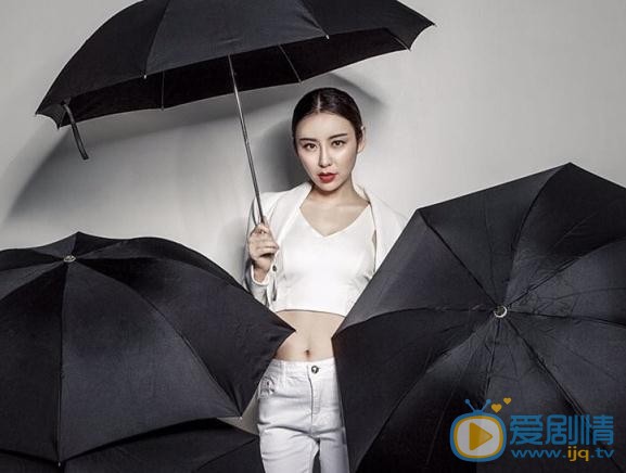 陈霜时尚写真 陈霜高清写真_陈霜高清剧照