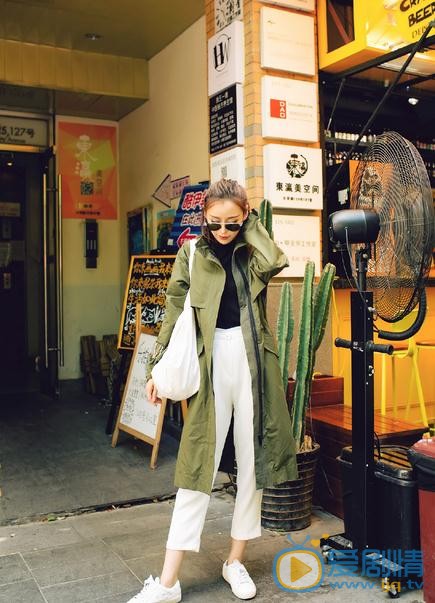 陈霜街拍写真 陈霜高清写真_陈霜高清剧照