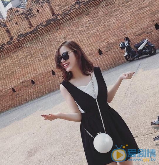 陈霜街拍写真 陈霜高清写真_陈霜高清剧照
