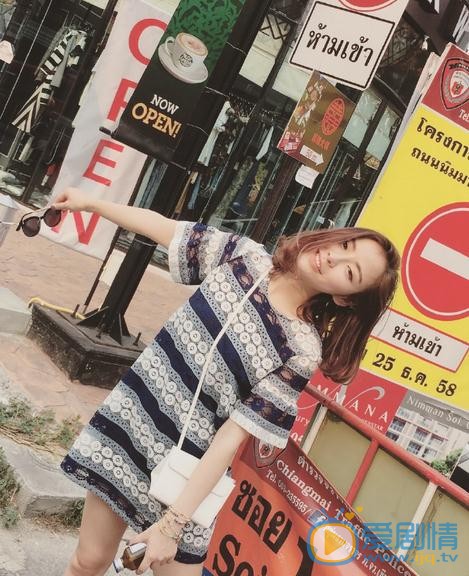 陈霜街拍写真 陈霜高清写真_陈霜高清剧照