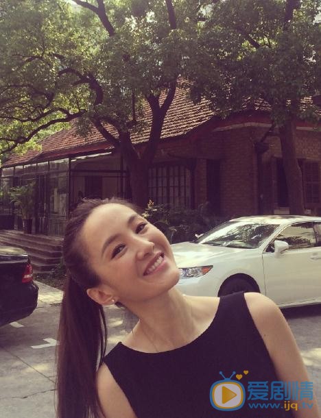 衣珊生活照 衣珊高清写真_衣珊高清剧照