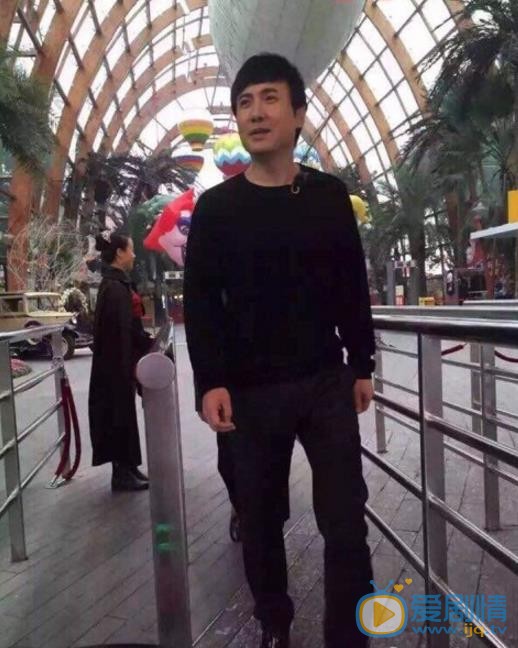 沈腾生活照 沈腾高清写真_沈腾高清剧照