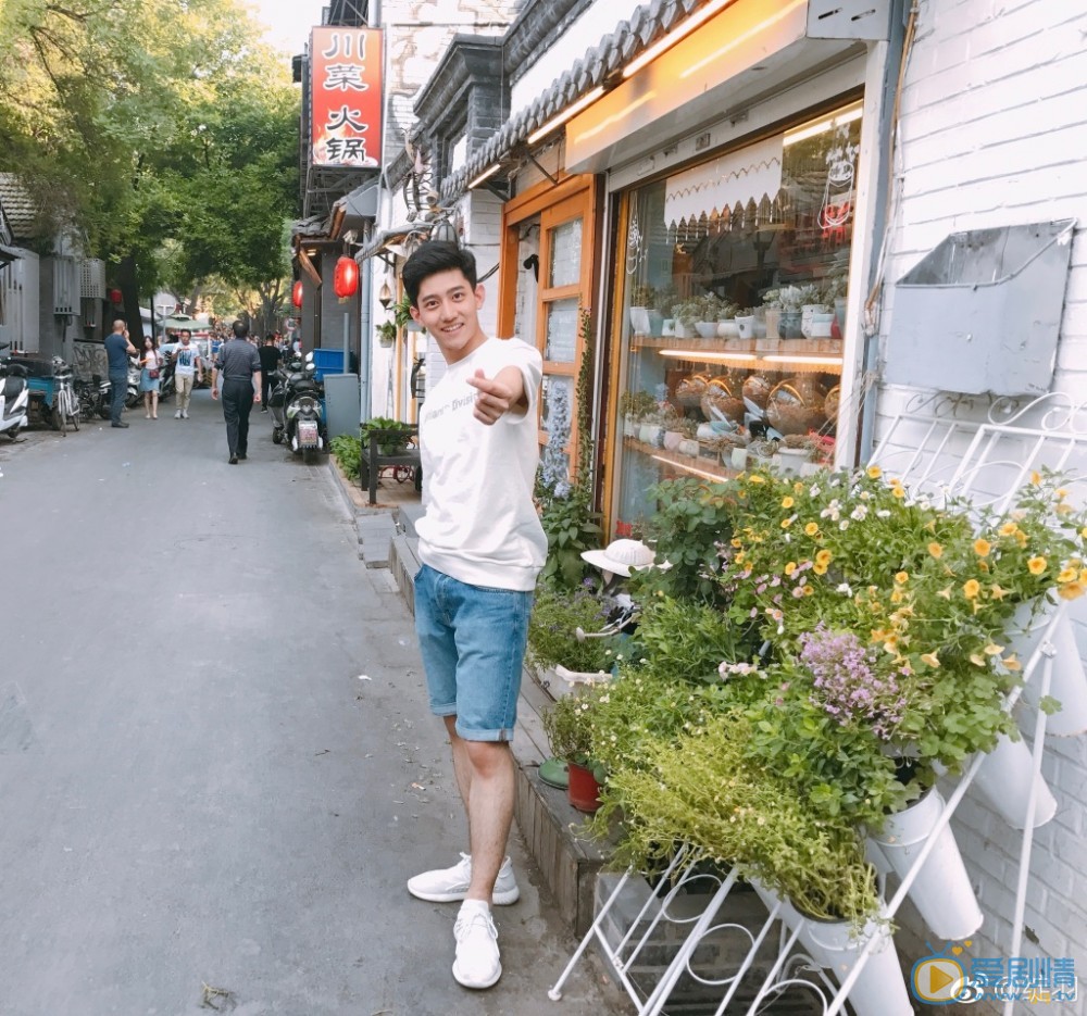 战宇街拍写真 战宇高清写真_战宇高清剧照