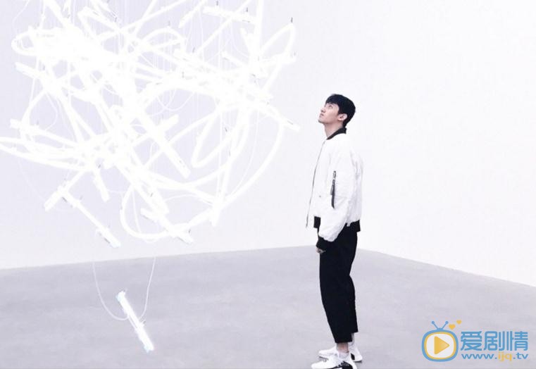 战宇时尚写真 战宇高清写真_战宇高清剧照