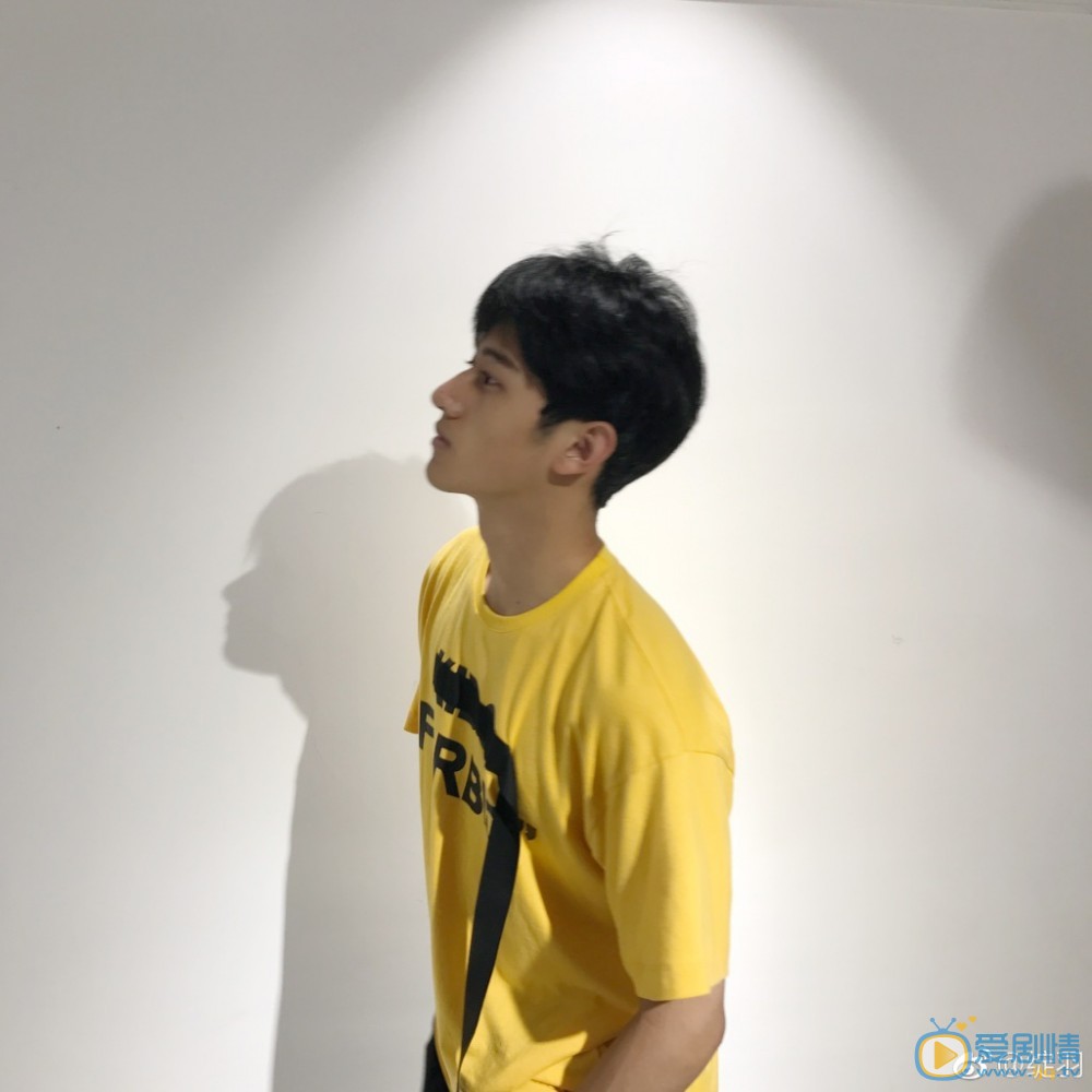 战宇时尚写真 战宇高清写真_战宇高清剧照