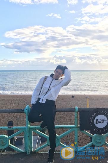 战宇街拍写真 战宇高清写真_战宇高清剧照