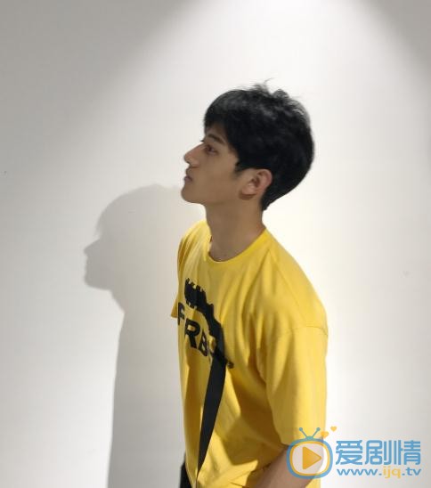 战宇杂志写真 战宇高清写真_战宇高清剧照