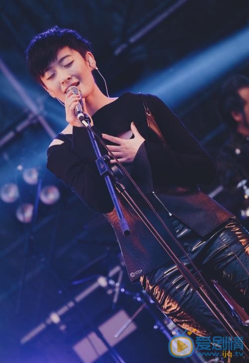 曾轶可演唱会 曾轶可高清写真_曾轶可高清剧照