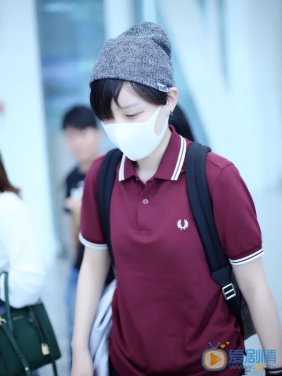 李斯丹妮机场路透照 李斯丹妮高清写真_李斯丹妮高清剧照