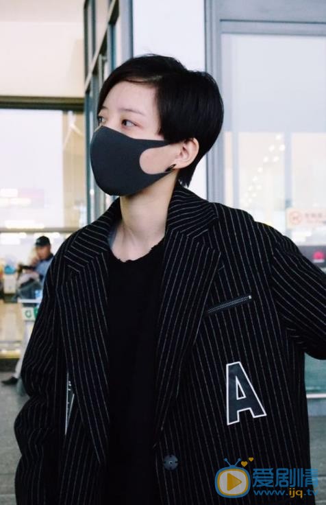 李斯丹妮机场路透照 李斯丹妮高清写真_李斯丹妮高清剧照