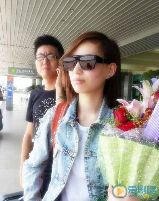 李斯丹妮机场路透照 李斯丹妮高清写真_李斯丹妮高清剧照