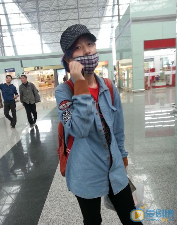 李斯丹妮机场路透照 李斯丹妮高清写真_李斯丹妮高清剧照