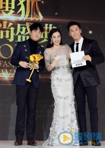 钟丽缇晚礼服写真 钟丽缇高清写真_钟丽缇高清剧照