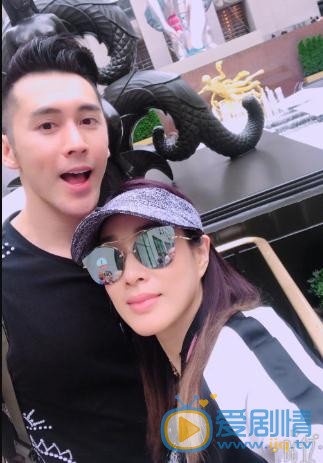 钟丽缇钟丽缇张伦硕婚纱照 钟丽缇高清写真_钟丽缇高清剧照