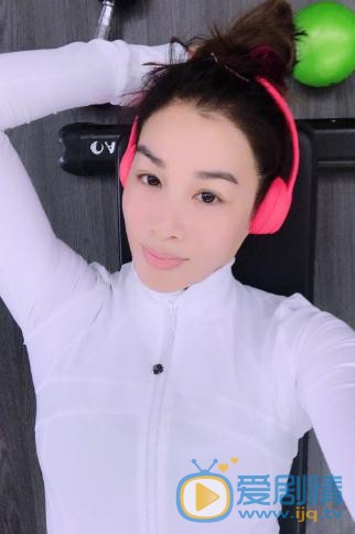 钟丽缇运动照写真 钟丽缇高清写真_钟丽缇高清剧照