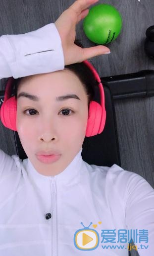 钟丽缇运动照写真 钟丽缇高清写真_钟丽缇高清剧照