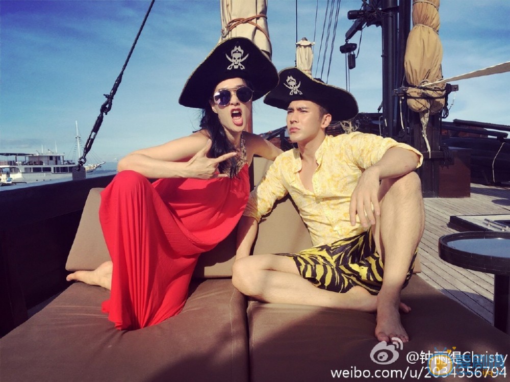钟丽缇和张伦硕合照写真 钟丽缇和张伦硕合照写真