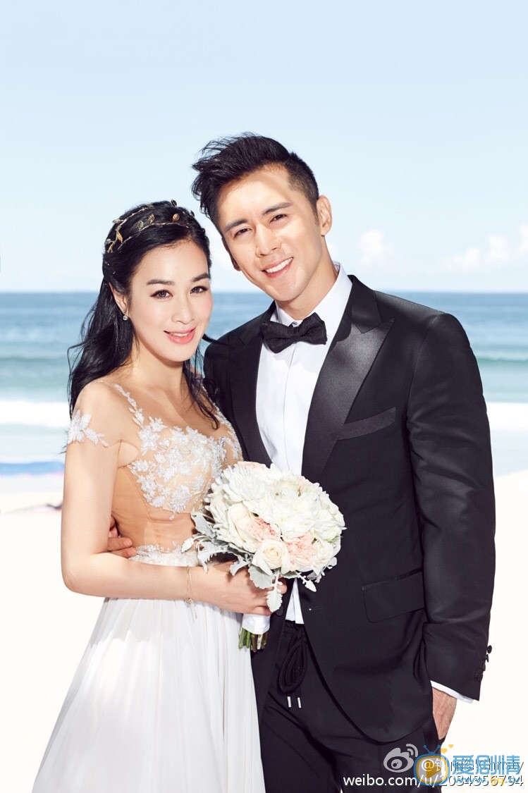 钟丽缇钟丽缇张伦硕婚纱照 钟丽缇高清写真_钟丽缇高清剧照