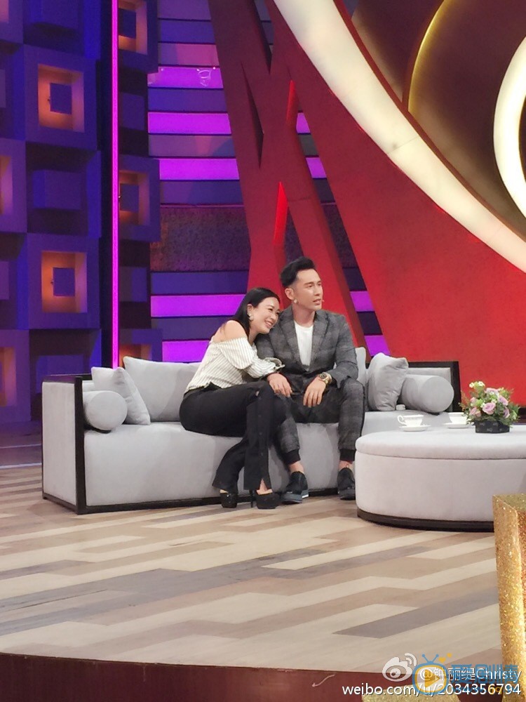 钟丽缇和张伦硕合照写真 钟丽缇高清写真_钟丽缇高清剧照