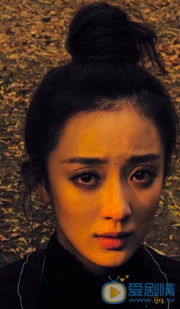 孙佳雨黑色写真 孙佳雨高清写真_孙佳雨高清剧照