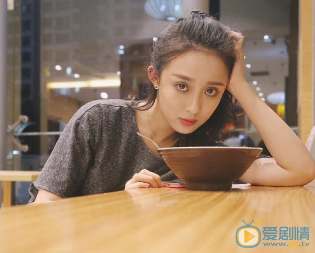 孙佳雨街拍写真 孙佳雨高清写真_孙佳雨高清剧照