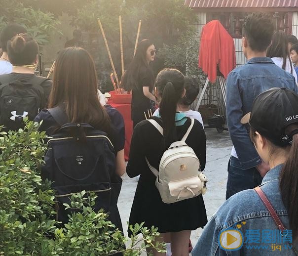虞鑫蕾开机照 虞鑫蕾高清写真_虞鑫蕾高清剧照
