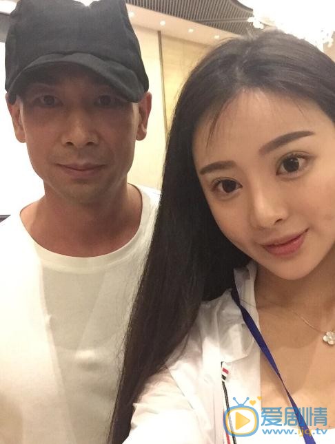 虞鑫蕾与人合照 虞鑫蕾高清写真_虞鑫蕾高清剧照