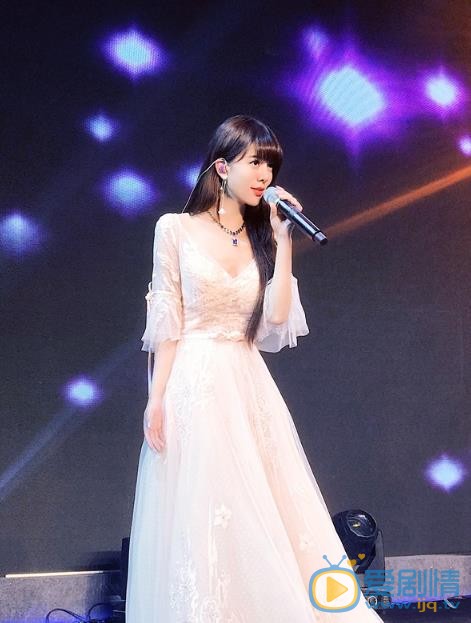 阿兰节目演出照 阿兰高清写真_阿兰高清剧照