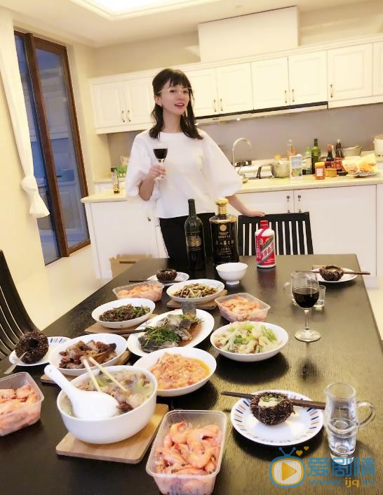 阿兰生活照 阿兰高清写真_阿兰高清剧照