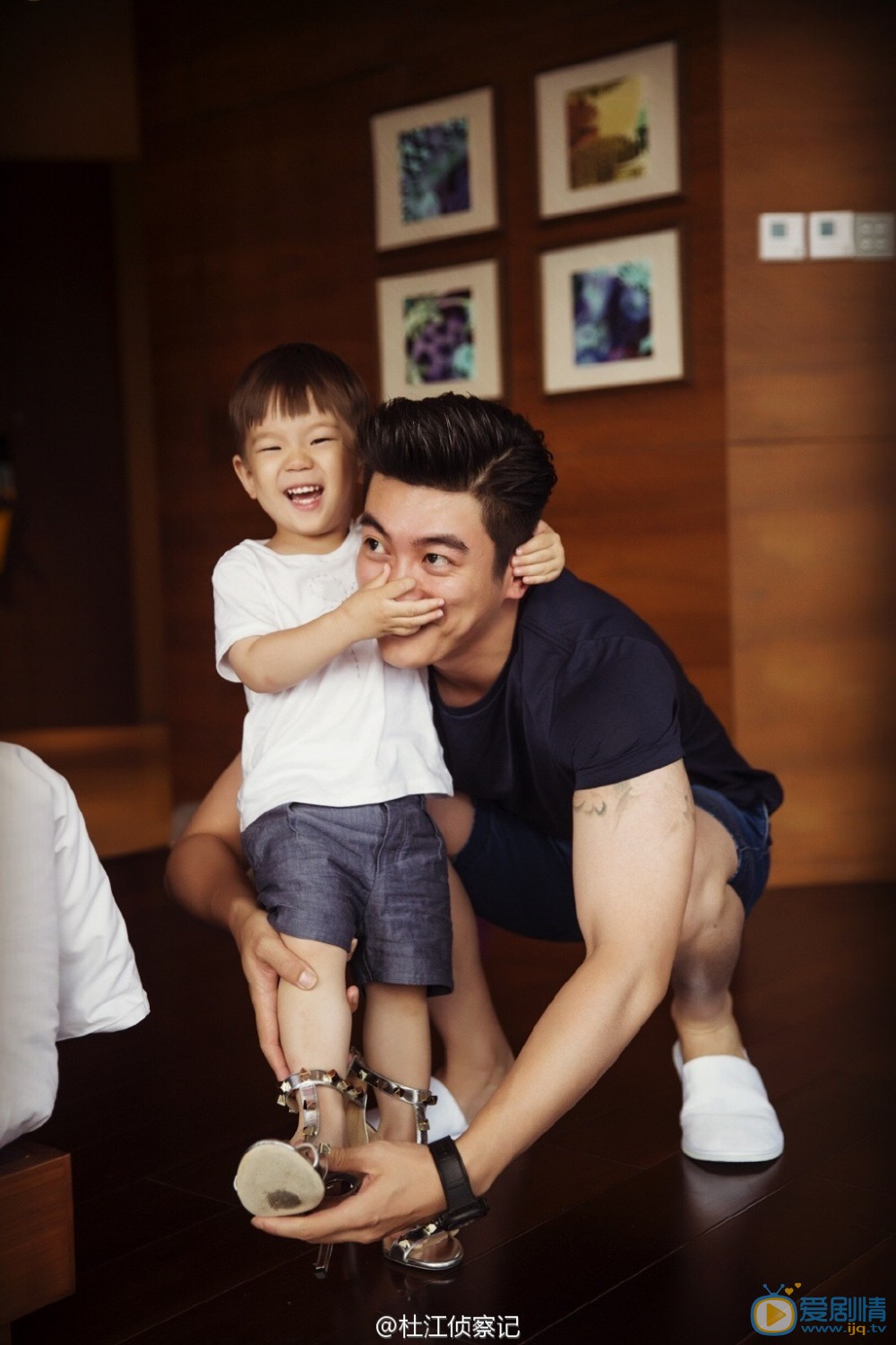 杜江和儿子嗯哼合照 杜江高清写真_杜江高清剧照