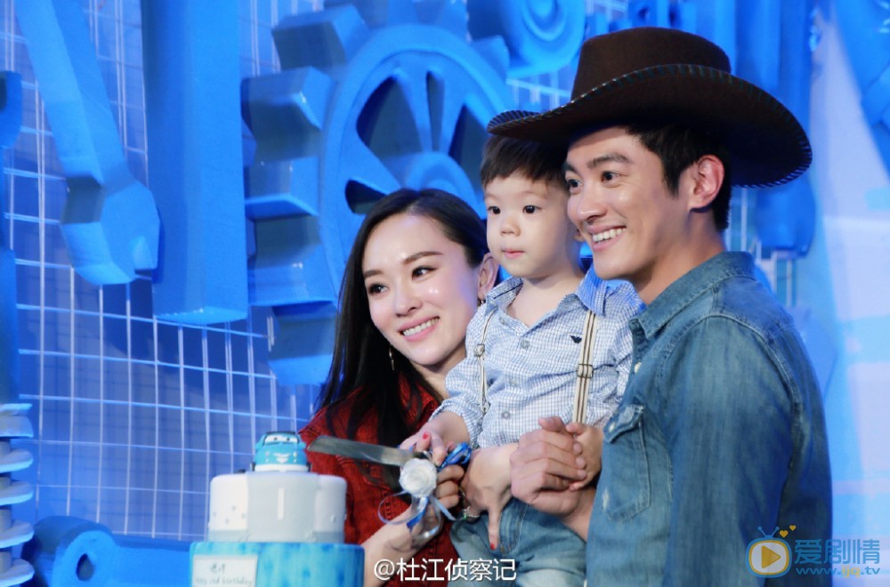 杜江和儿子嗯哼合照 杜江高清写真_杜江高清剧照