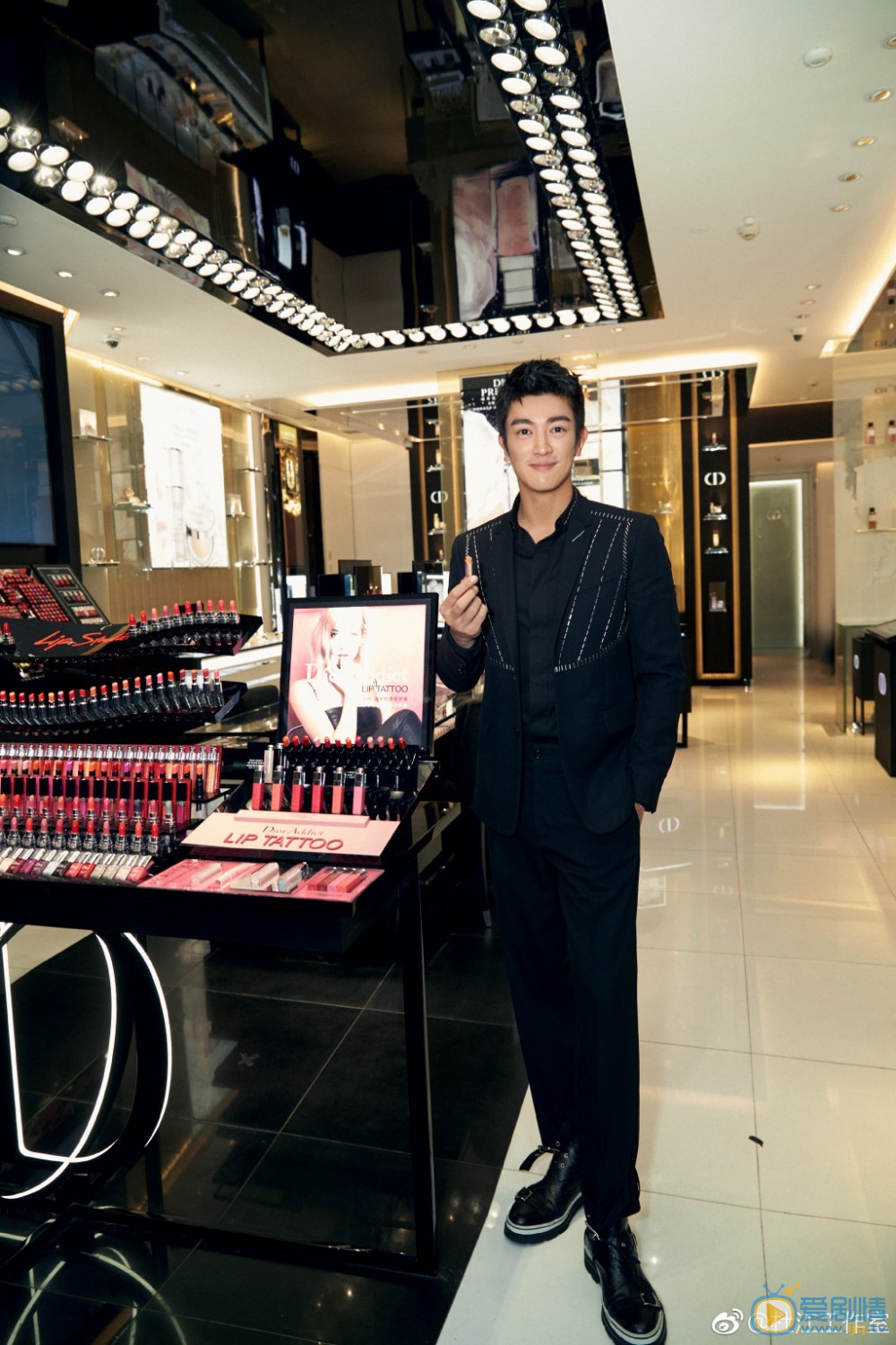 杜江机场照写真 杜江高清写真_杜江高清剧照