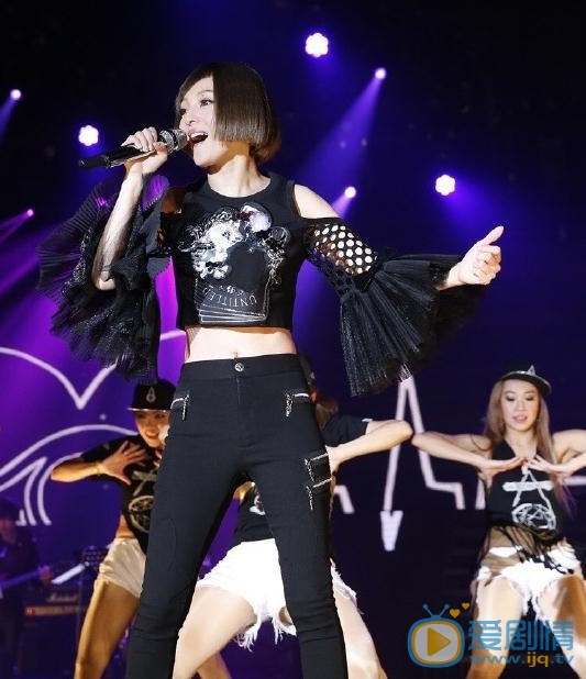 张韶涵巡回演唱会 张韶涵高清写真_张韶涵高清剧照