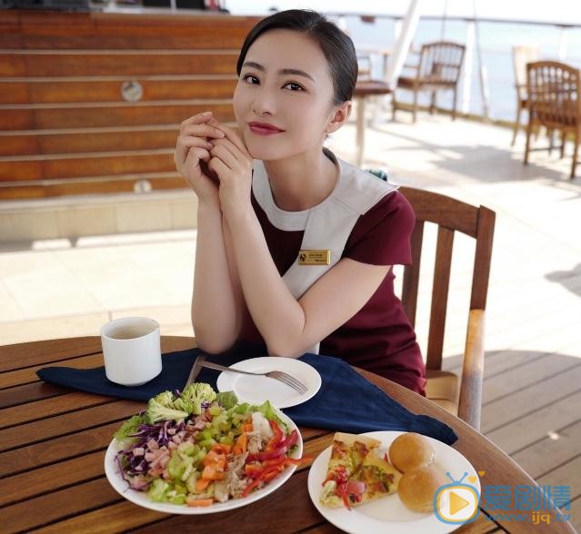 万潼生活照 万潼高清写真_万潼高清剧照