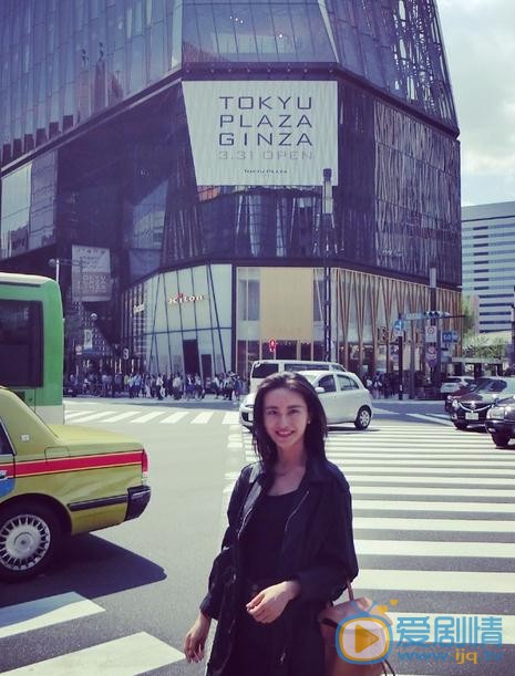 万潼生活照 万潼高清写真_万潼高清剧照