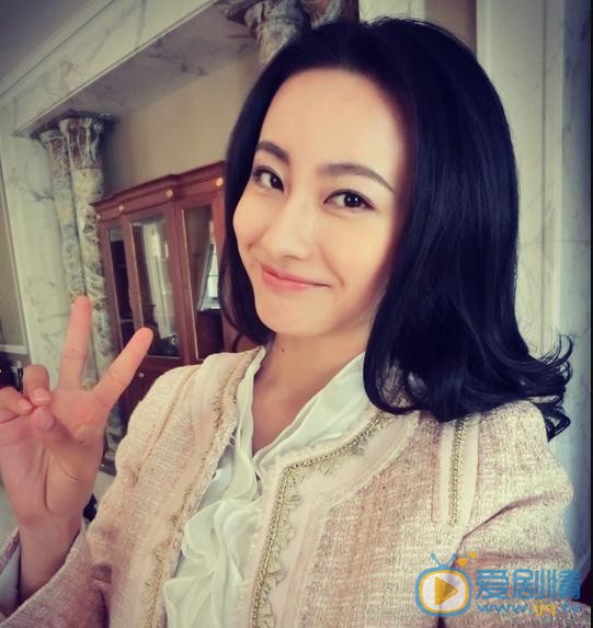 万潼生活照 万潼高清写真_万潼高清剧照