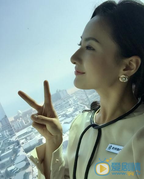 万潼生活照 万潼高清写真_万潼高清剧照