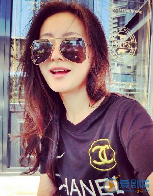 万潼生活照 万潼高清写真_万潼高清剧照