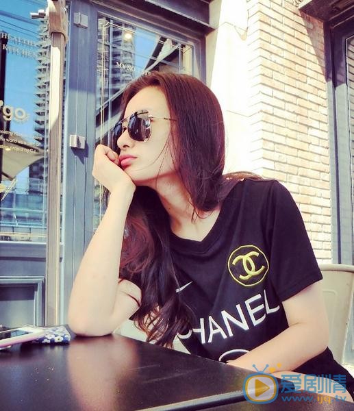 万潼生活照 万潼高清写真_万潼高清剧照