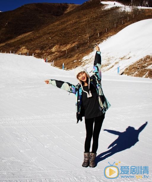 万潼滑雪照 万潼高清写真_万潼高清剧照