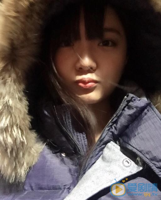 曹苑嘟嘴卖萌照 曹苑高清写真_曹苑高清剧照