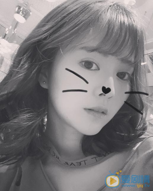 徐艺方可爱照 徐艺方高清写真_徐艺方高清剧照