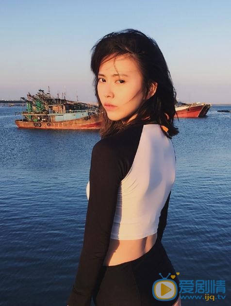 徐艺方海边照 徐艺方高清写真_徐艺方高清剧照