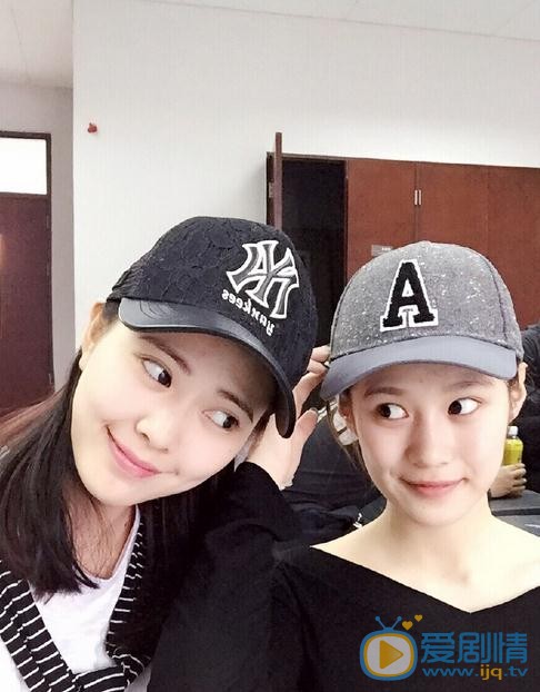 徐艺方与人合照 徐艺方高清写真_徐艺方高清剧照