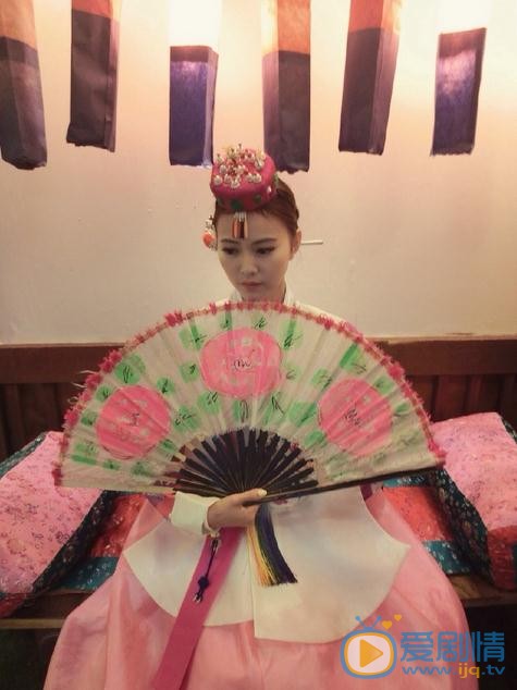 徐艺方韩服照 徐艺方高清写真_徐艺方高清剧照
