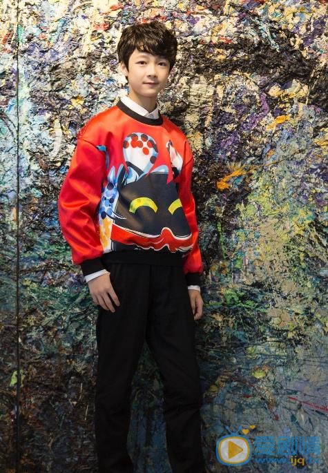 黄星羱时尚街拍 黄星羱高清写真_黄星羱高清剧照