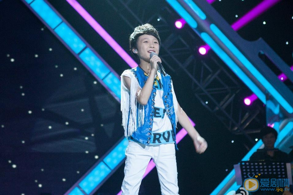 黄星羱舞台表演照 黄星羱高清写真_黄星羱高清剧照